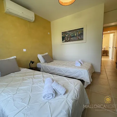 Casa Del Sol Lovely Spacious Family Apartment Port de Pollenca